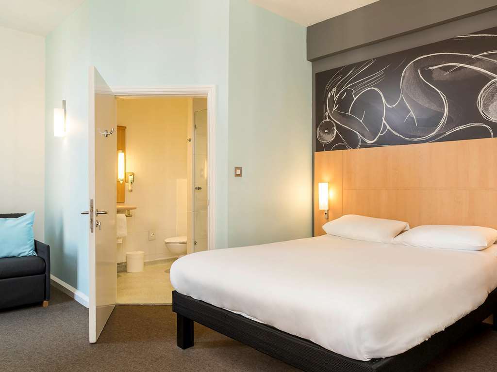 Ibis Birmingham Airport Terminal Building - Nec Hotel Bickenhill Room photo