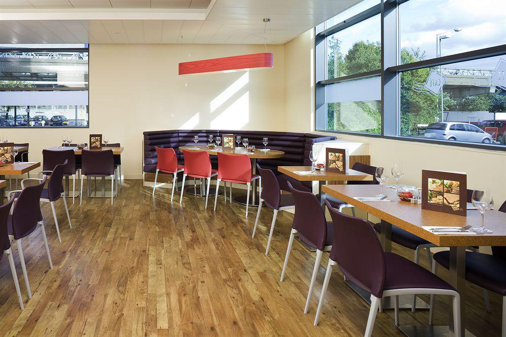 Ibis Birmingham Airport Terminal Building - Nec Hotel Bickenhill Exterior photo